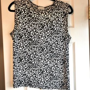 Black/white jacket tank